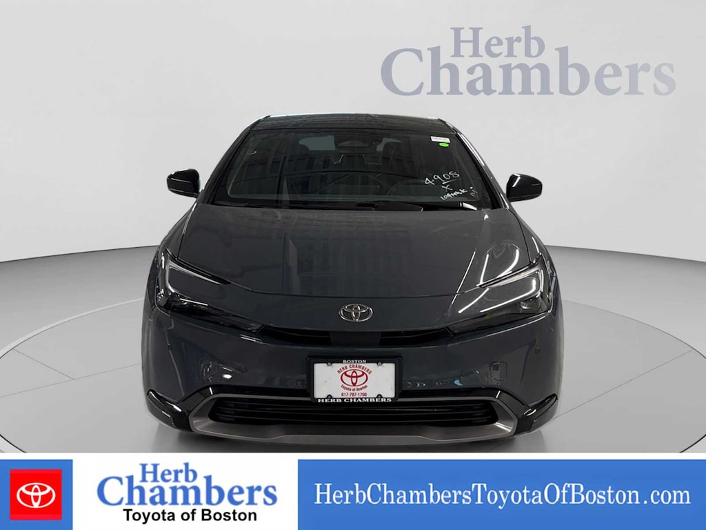 New 2027 Toyota Prius XLE Hatchback