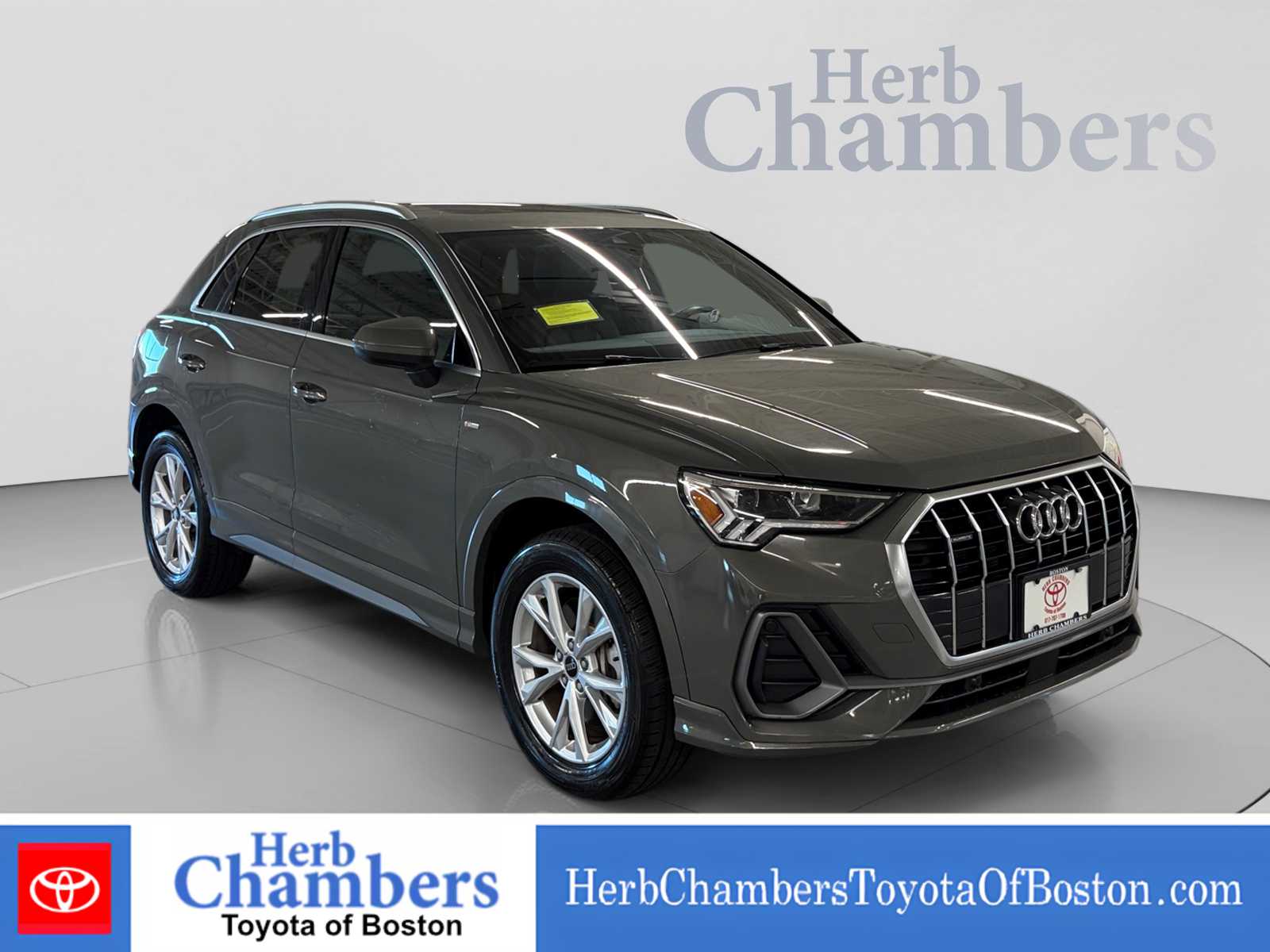 2025 Audi Q3 S Line Premium