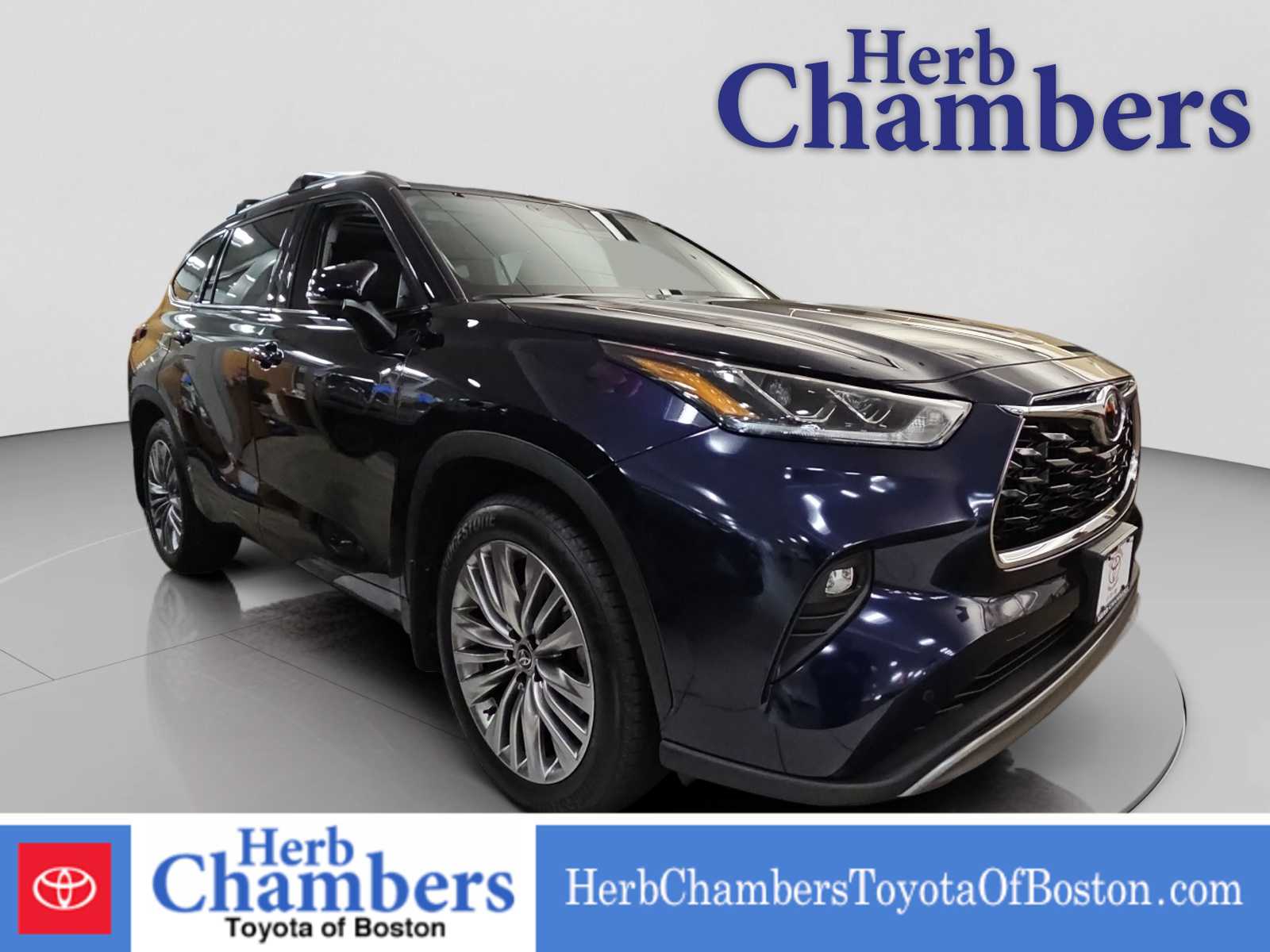 2025 Toyota Highlander SUV 