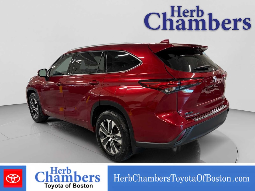 Used 2020 Toyota Highlander XLE SUV