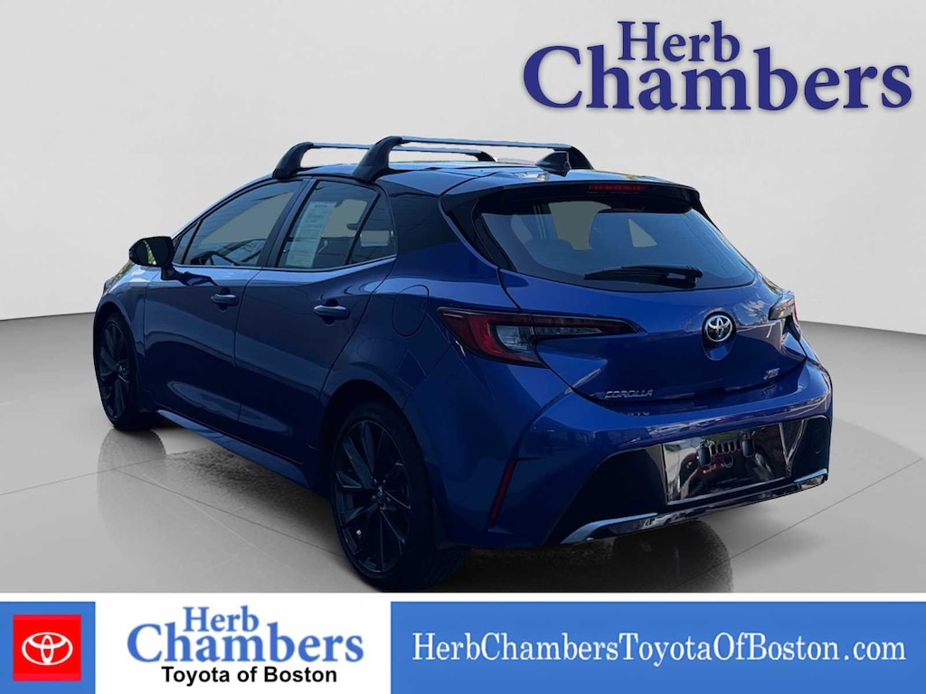 Used 2023 Toyota Corolla Hatchback XSE Sedan