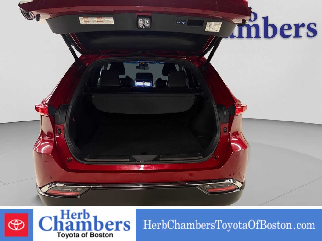 Used 2023 Toyota Venza XLE SUV