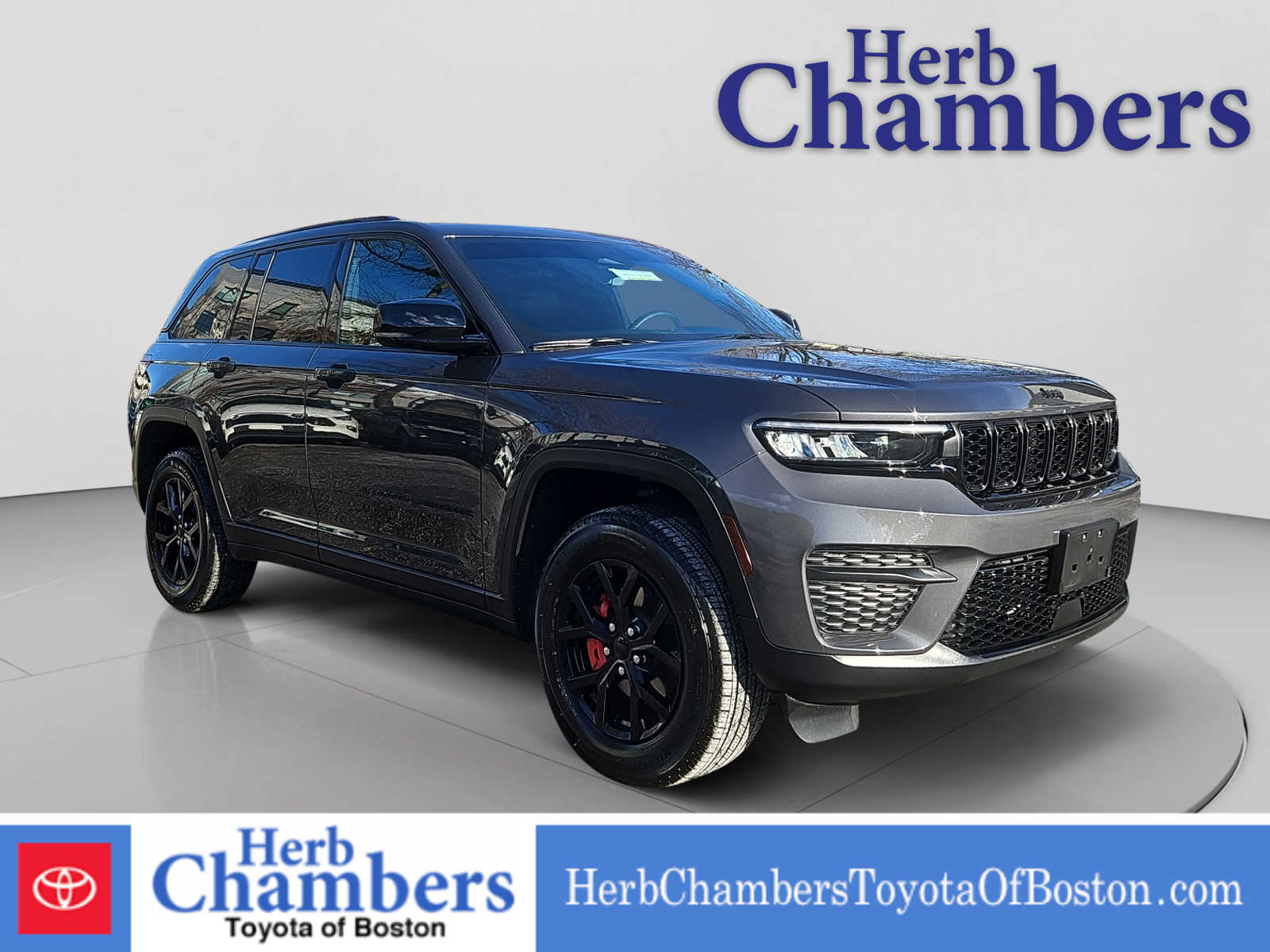 2025 Jeep Grand Cherokee Laredo's photo