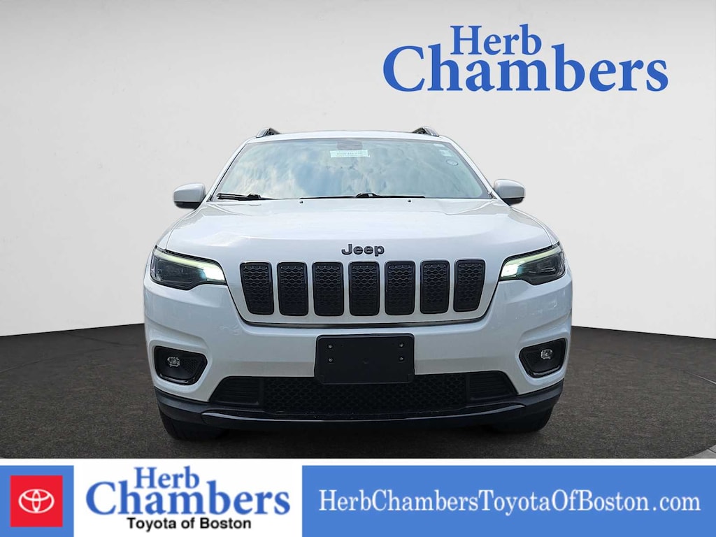Used 2019 Jeep Cherokee Altitude SUV