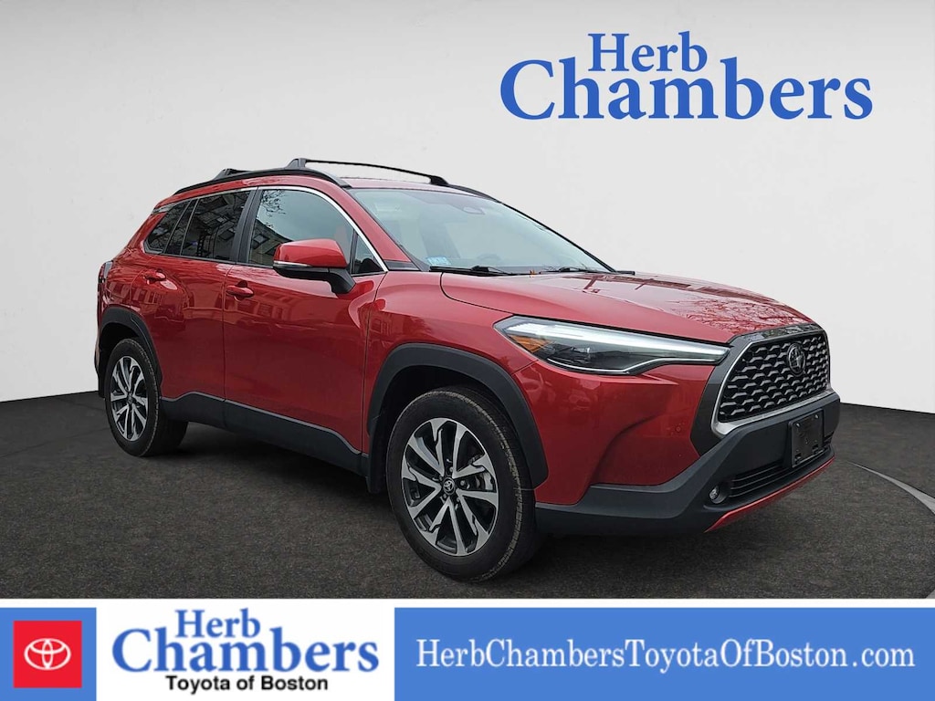 Used 2023 Toyota Corolla Cross XLE SUV