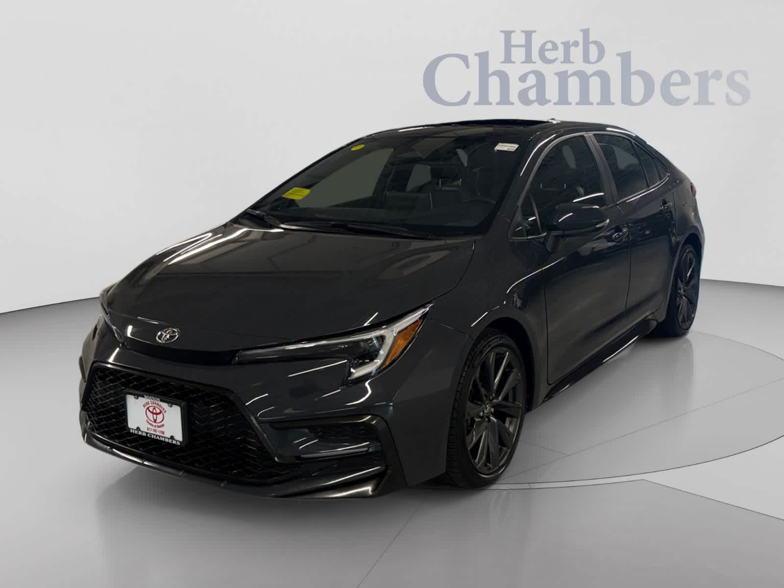 Used 2025 Toyota Corolla XSE Sedan