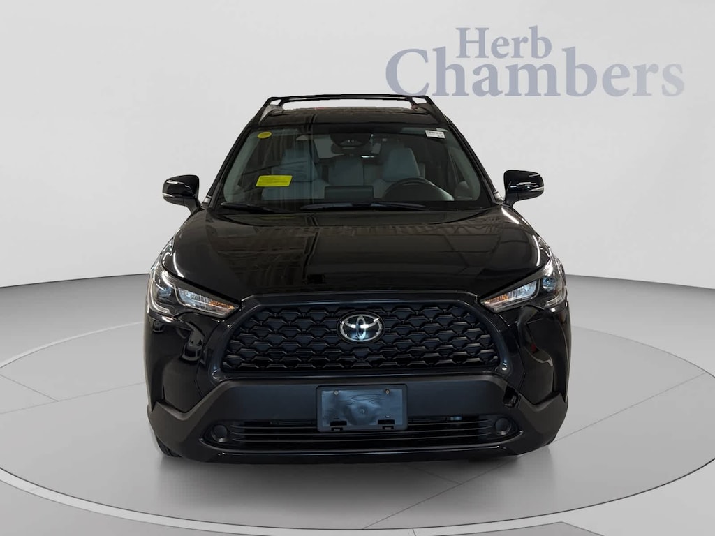 Used 2024 Toyota Corolla Cross LE SUV