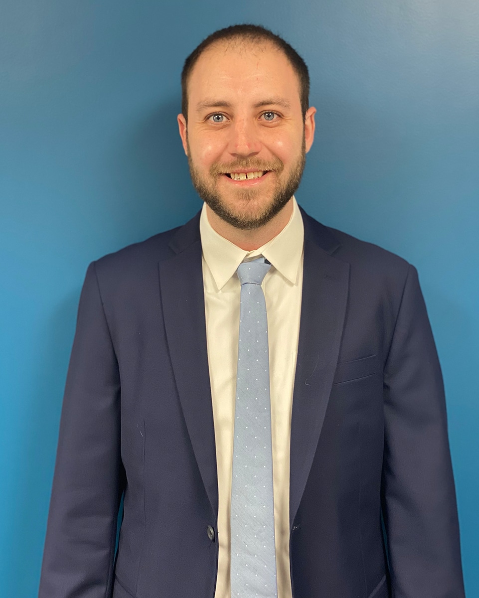 Plaza INFINITI is a Creve Coeur INFINITI dealer and a new car and used