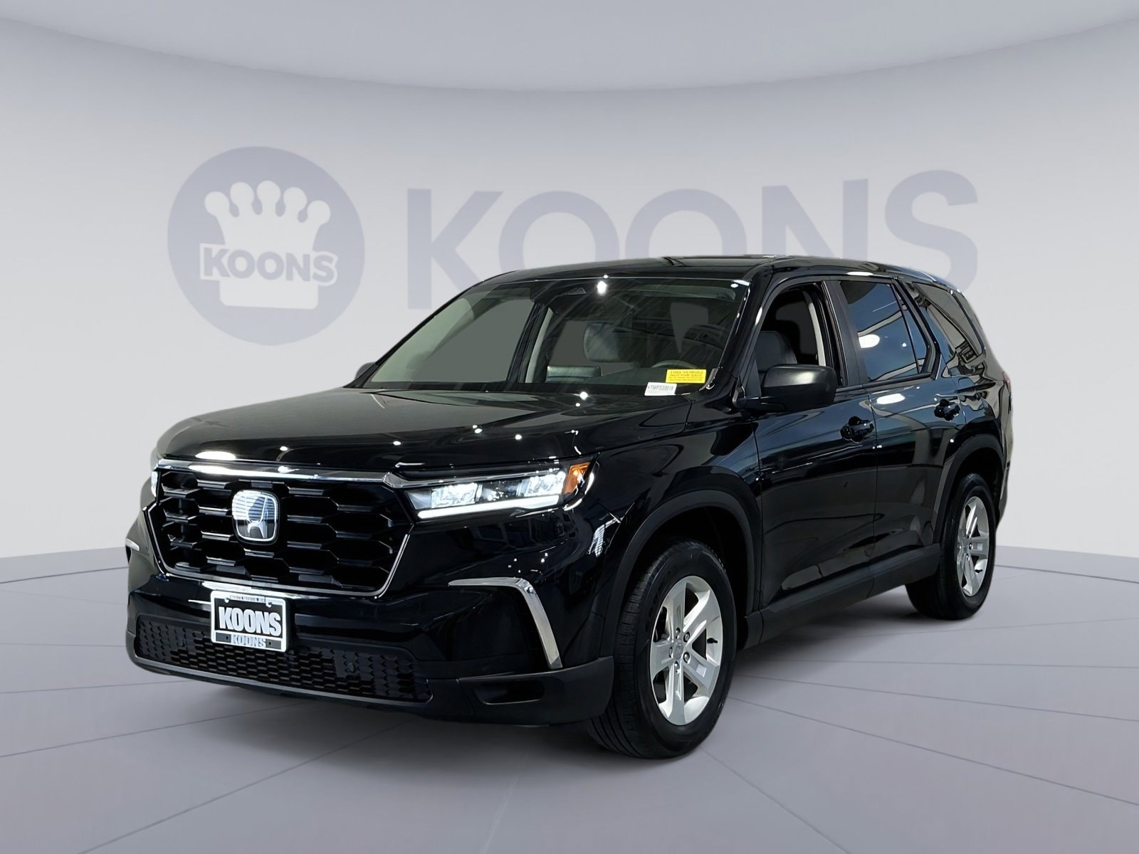 2023 Honda Pilot LX AWD's photo