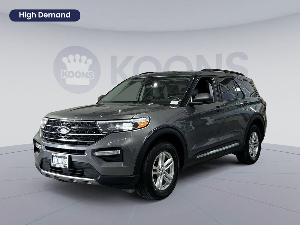 2022 Ford Explorer XLT 4WD's photo