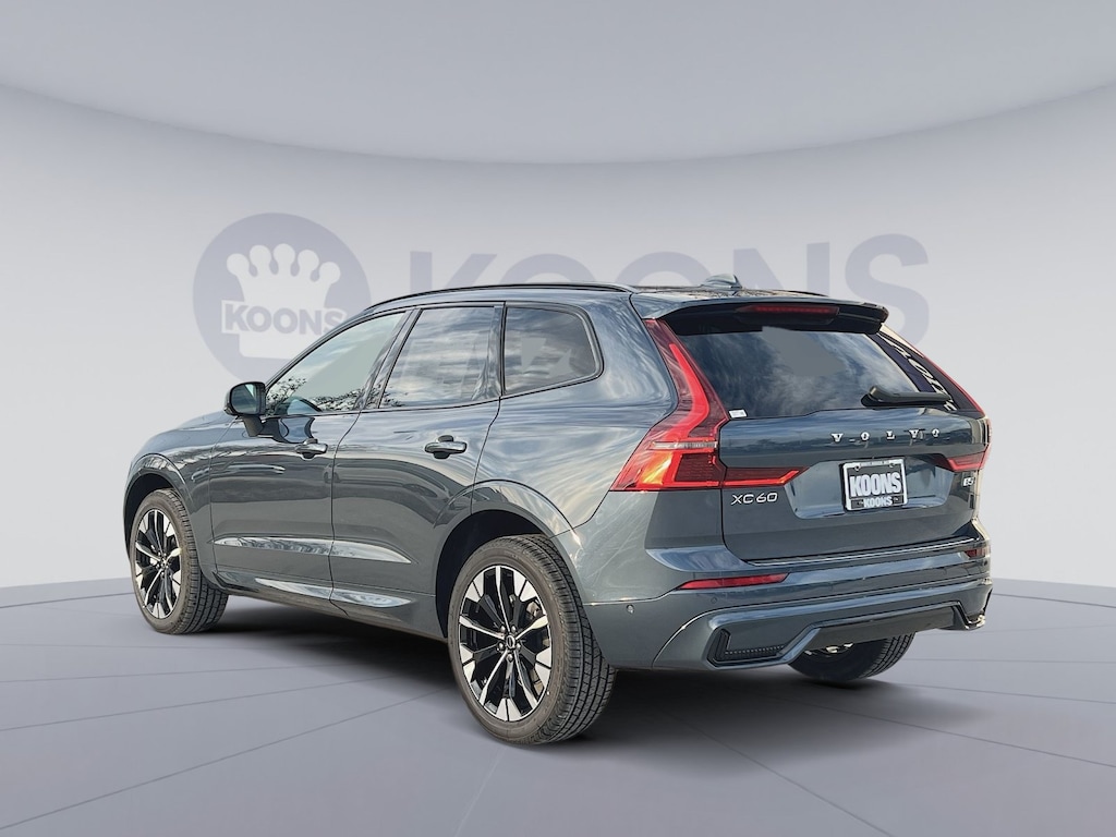 New 2026 Volvo XC60 B5 Plus SUV