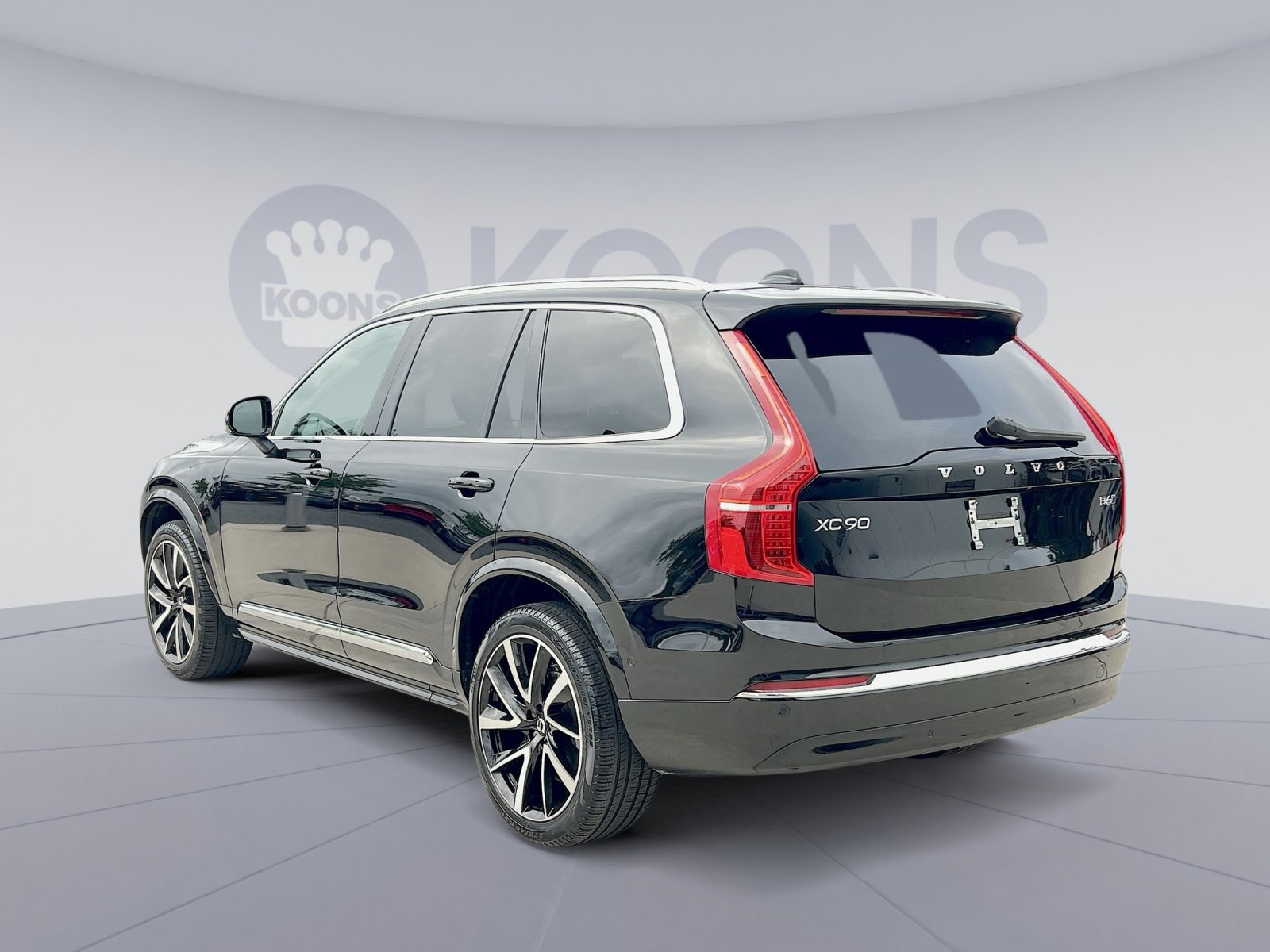 2024 Volvo XC90 Plus photo 3