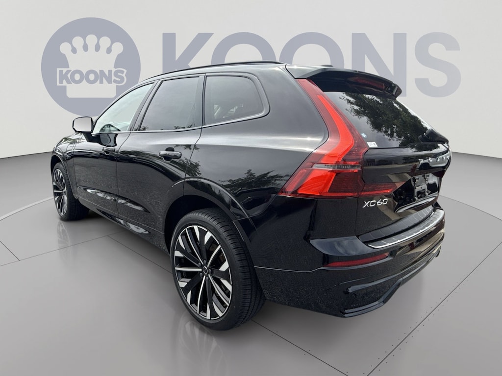 New 2026 Volvo XC60 plug-in hybrid T8 Ultra SUV