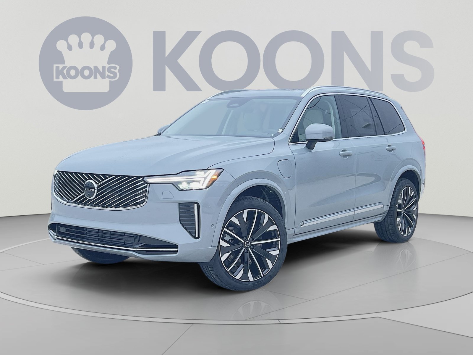 2026 Volvo XC90 Plug-In Hybrid