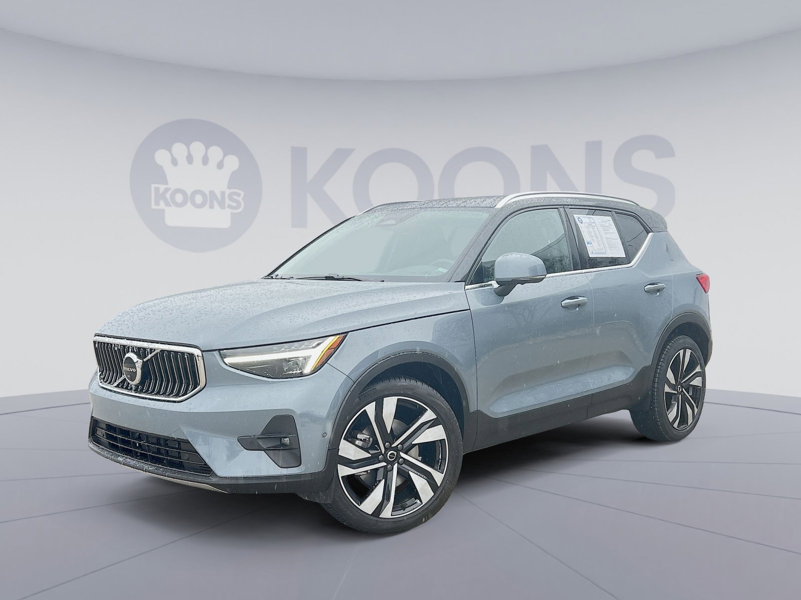 2023 Volvo XC40 Ultimate