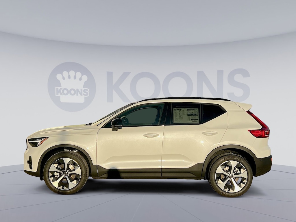 New 2026 Volvo XC40 B5 Plus SUV