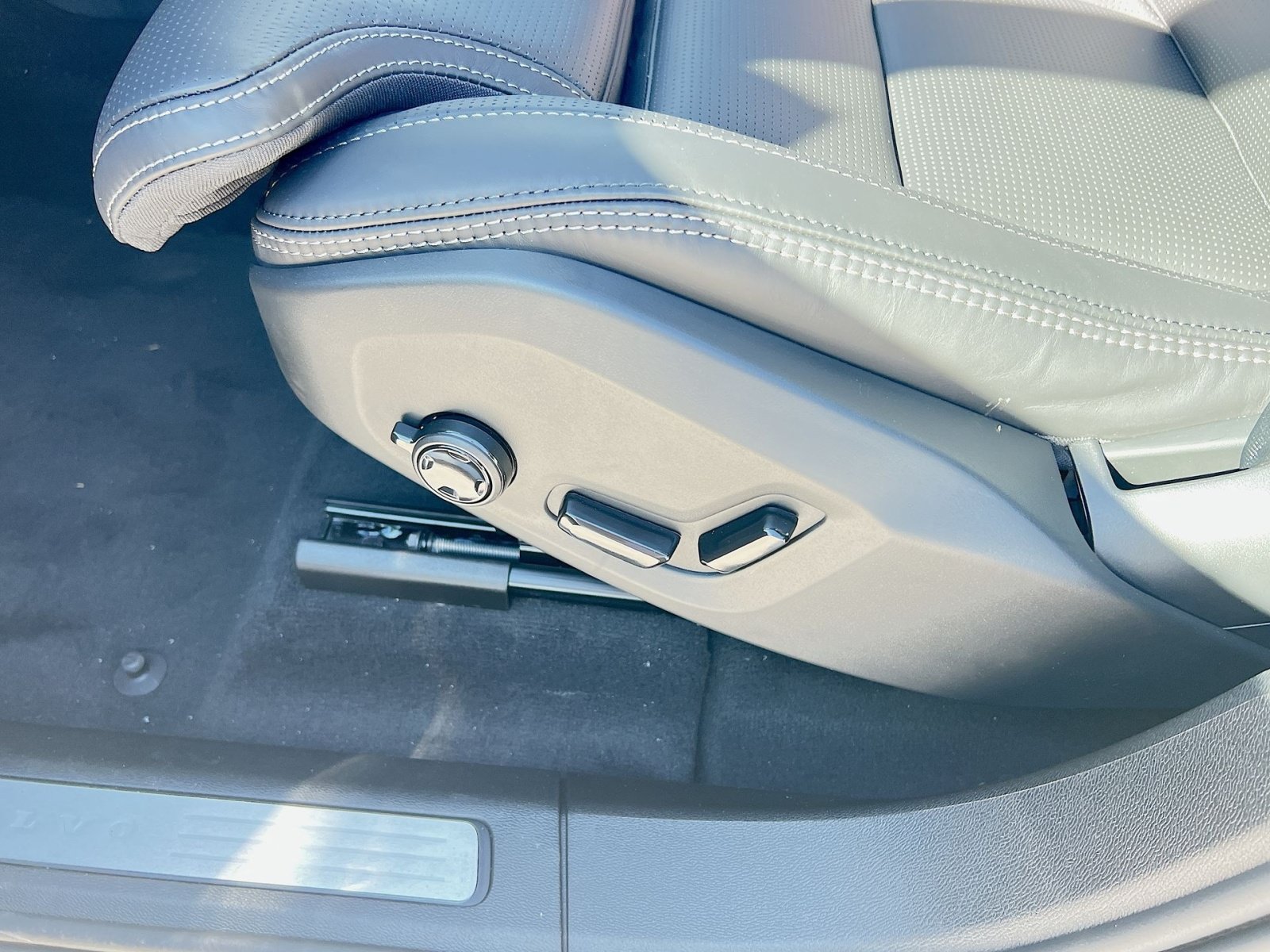 2026 Volvo XC60 Ultra - Photo 20