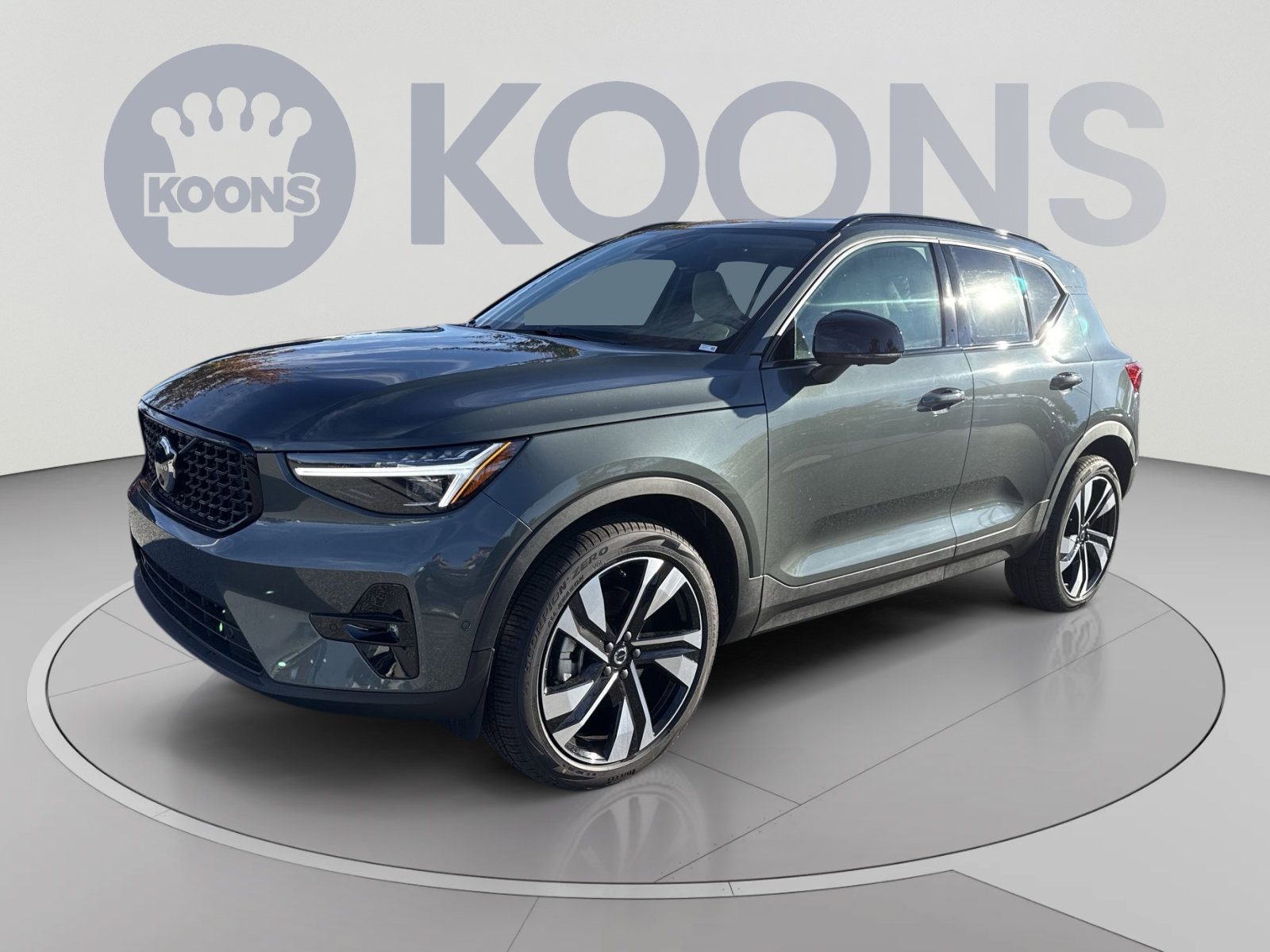 2026 Volvo XC40