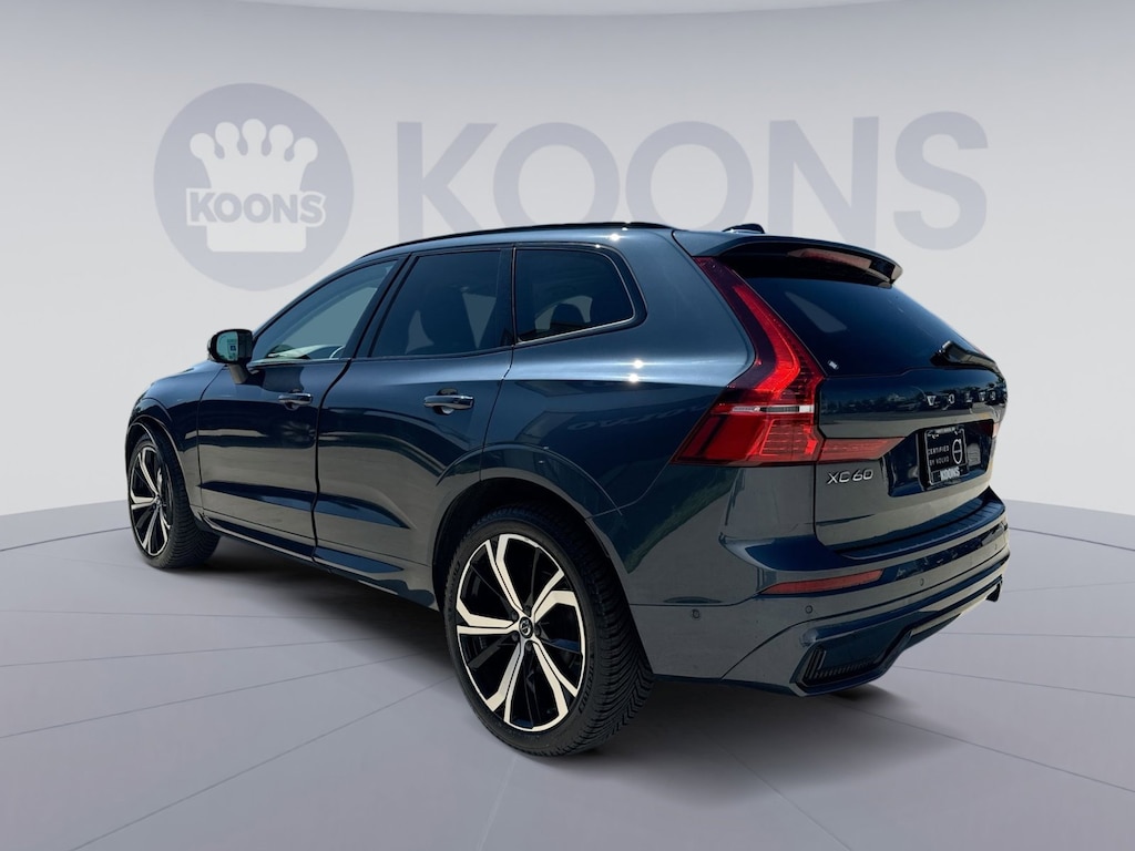 Certified 2023 Volvo XC60 B5 Ultimate Dark Theme SUV