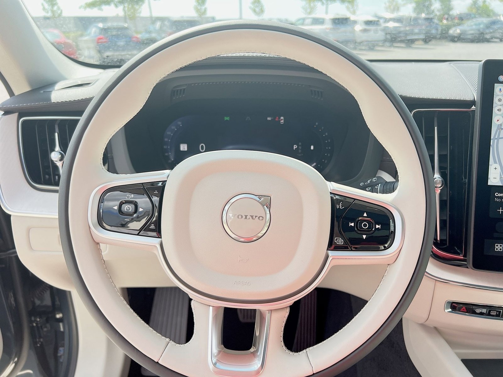 2026 Volvo XC60 Ultra - Photo 16