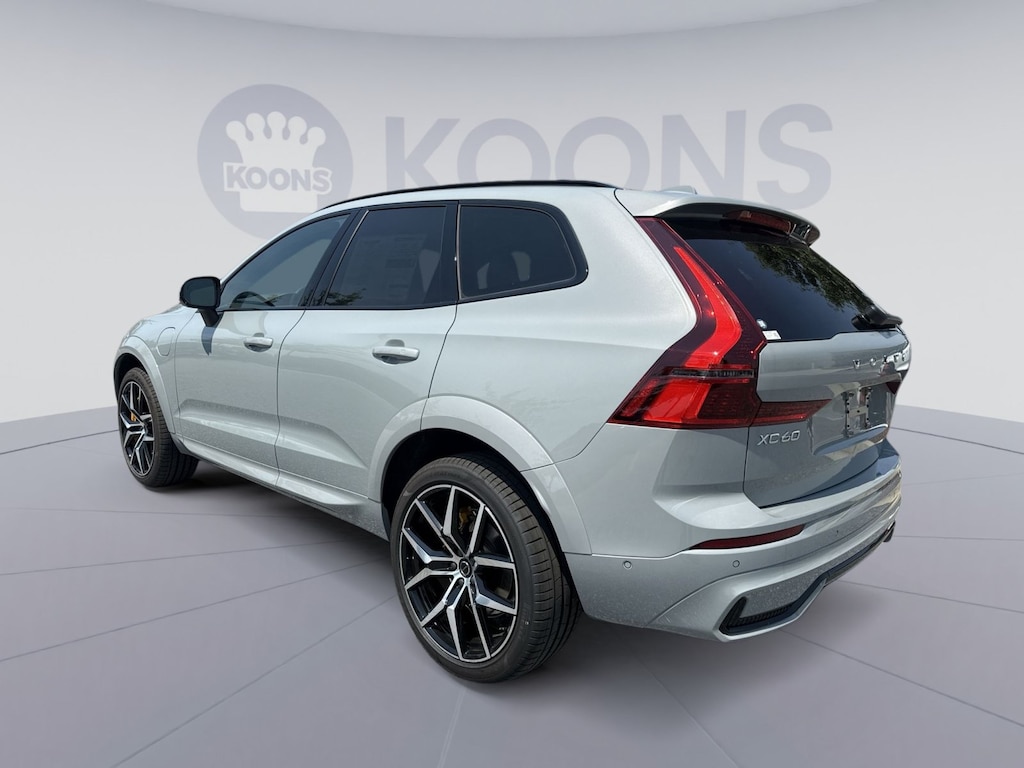 New 2026 Volvo XC60 plug-in hybrid T8 Polestar Engineered SUV