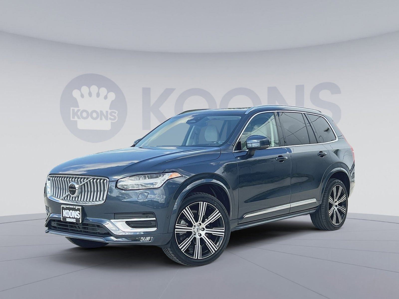 2024 Volvo XC90 B6 Ultimate 6-Seater Bright theme 4WD's photo