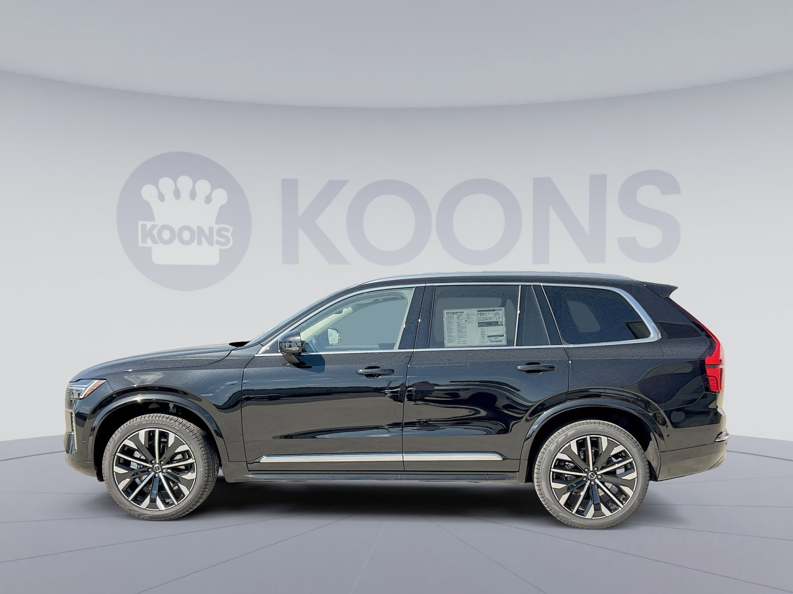 2026 Volvo XC90 Plus photo 2