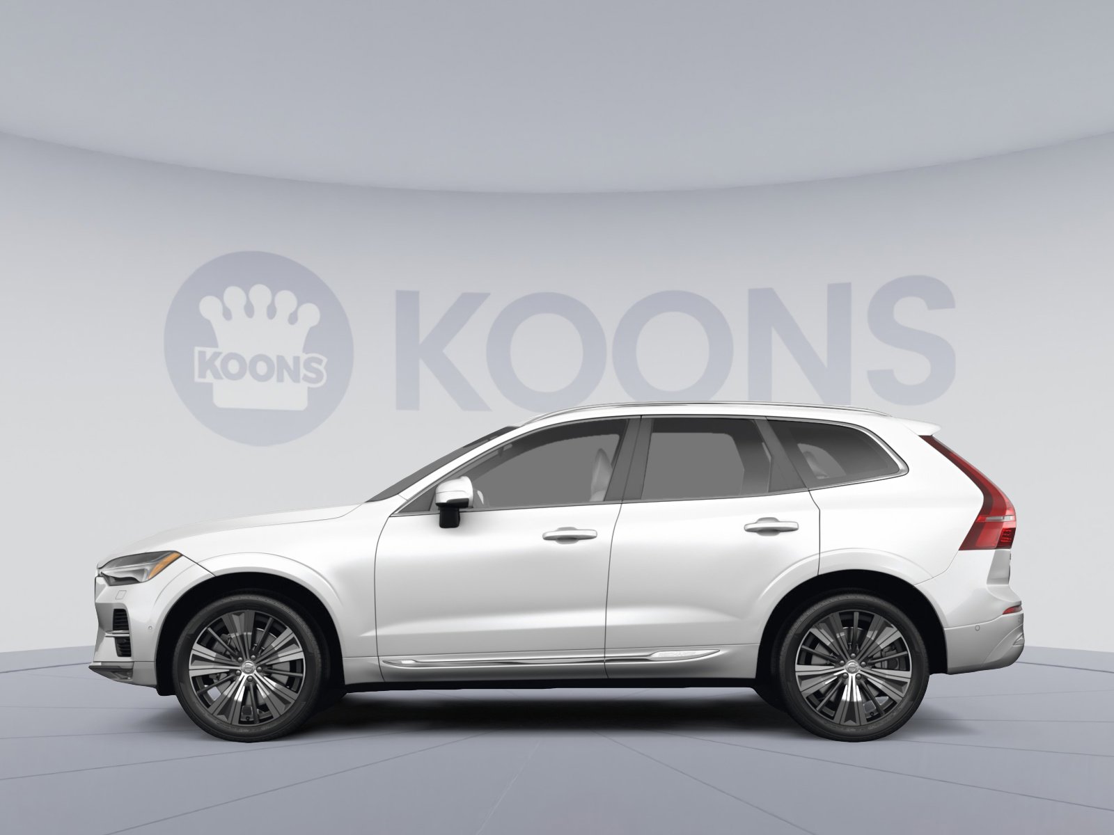 2023 Volvo XC60 B5 Plus photo 2