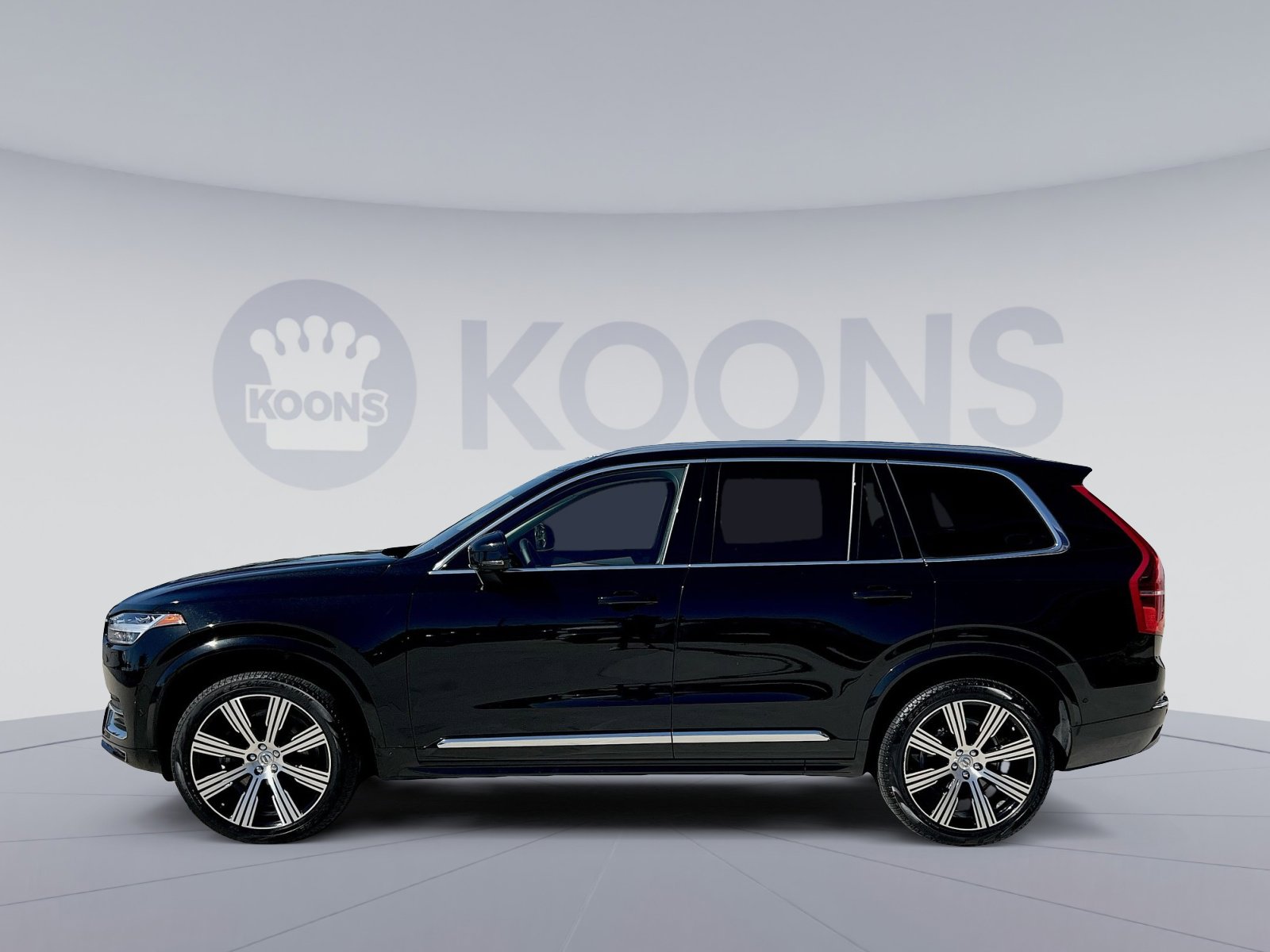 2023 Volvo XC90 Ultimate photo 2
