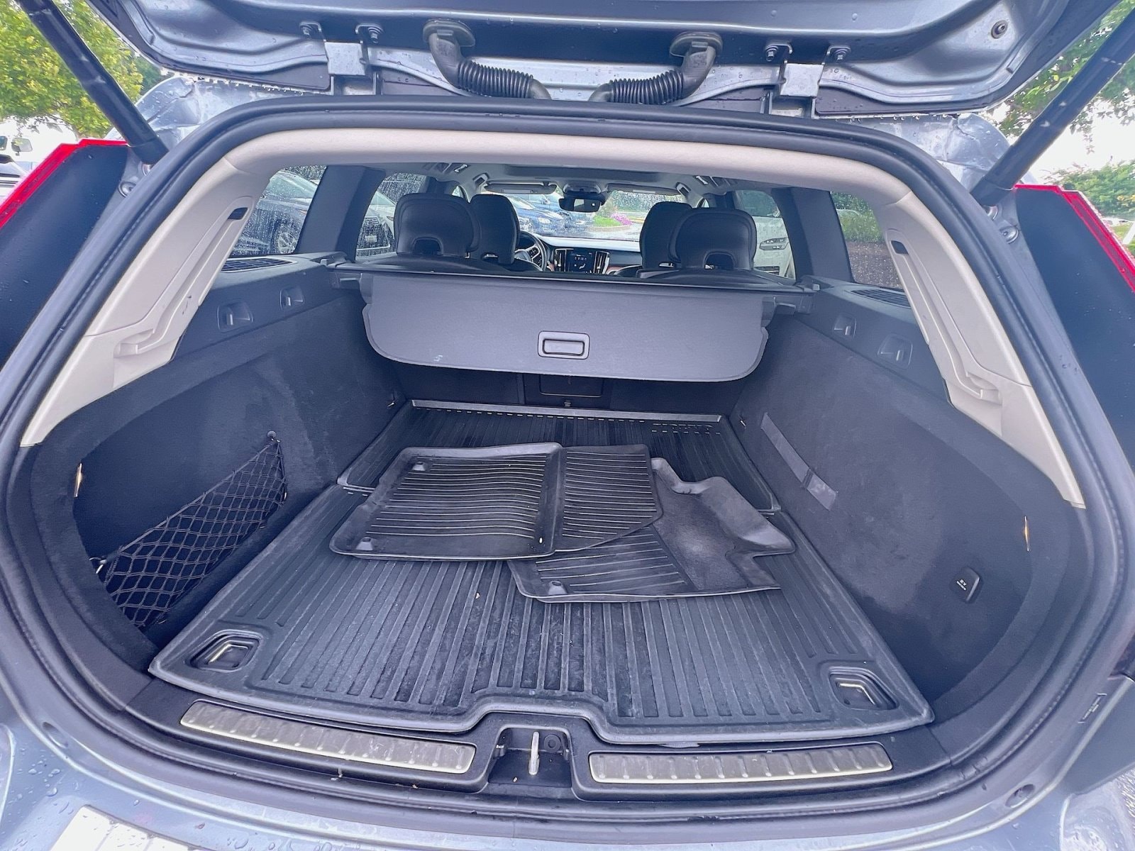 2020 Volvo V60 Cross Country 25