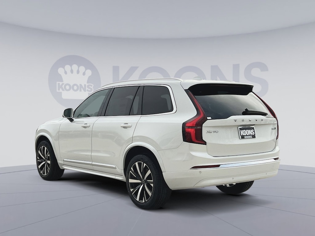 New 2026 Volvo XC90 B6 Core SUV