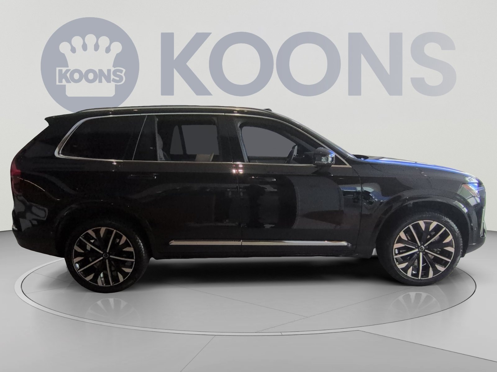 2026 Volvo XC90 Plus - Photo 12