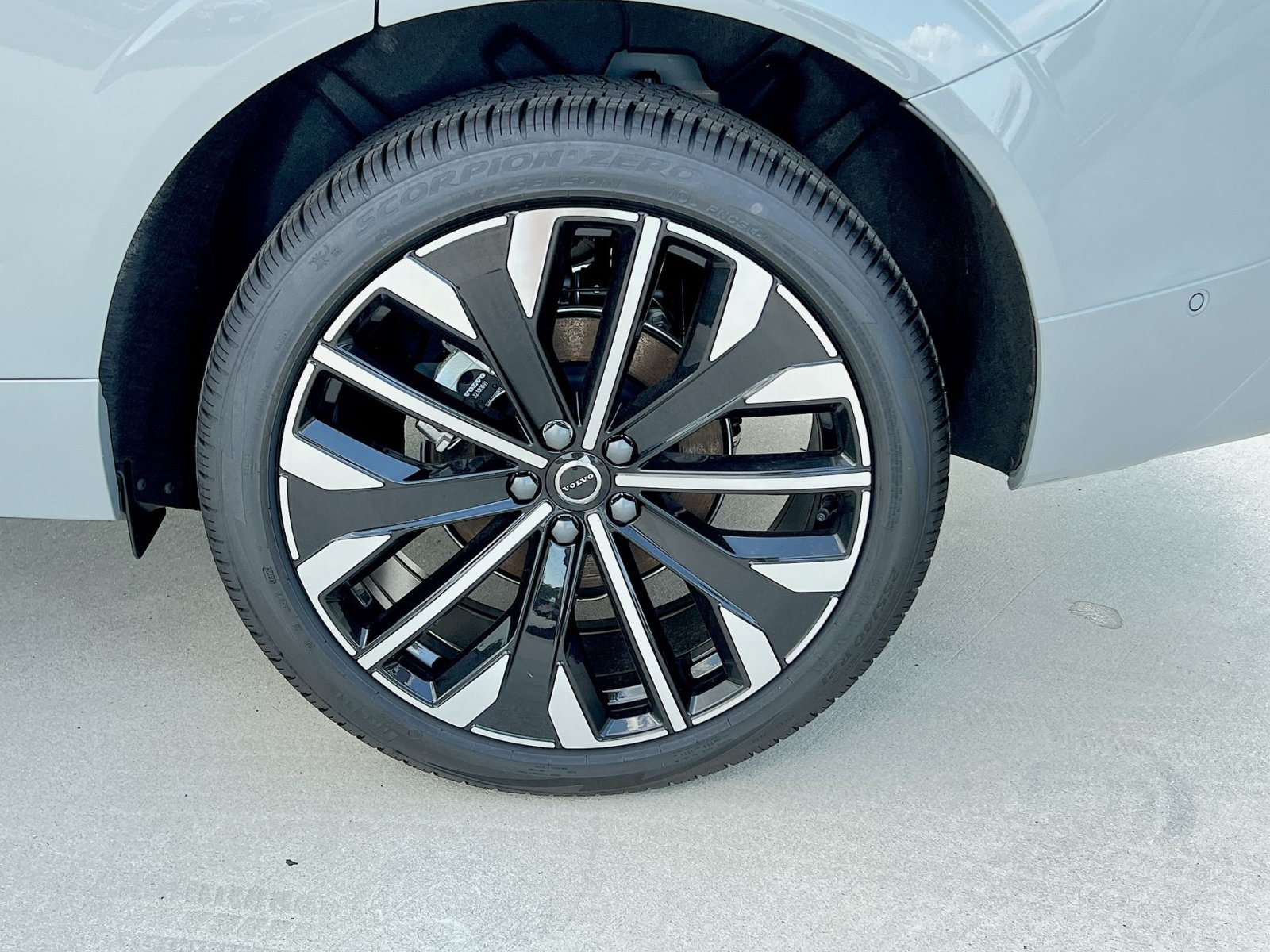 2026 Volvo XC60 Ultra - Photo 12