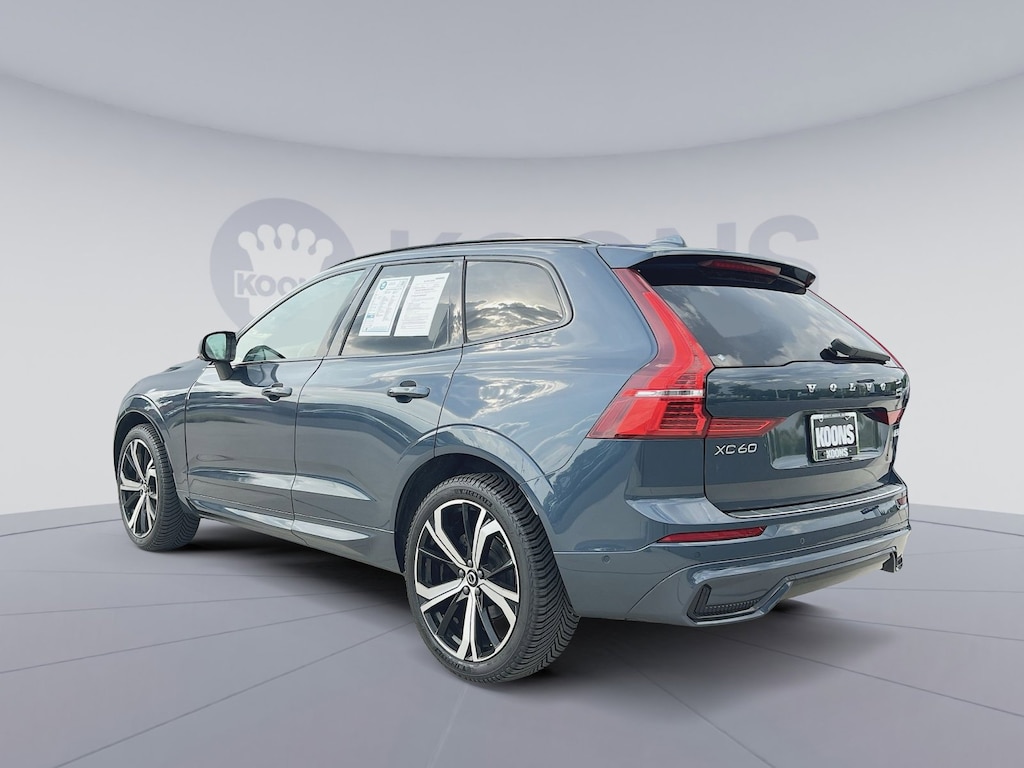 Certified 2023 Volvo XC60 B5 Ultimate Dark Theme SUV