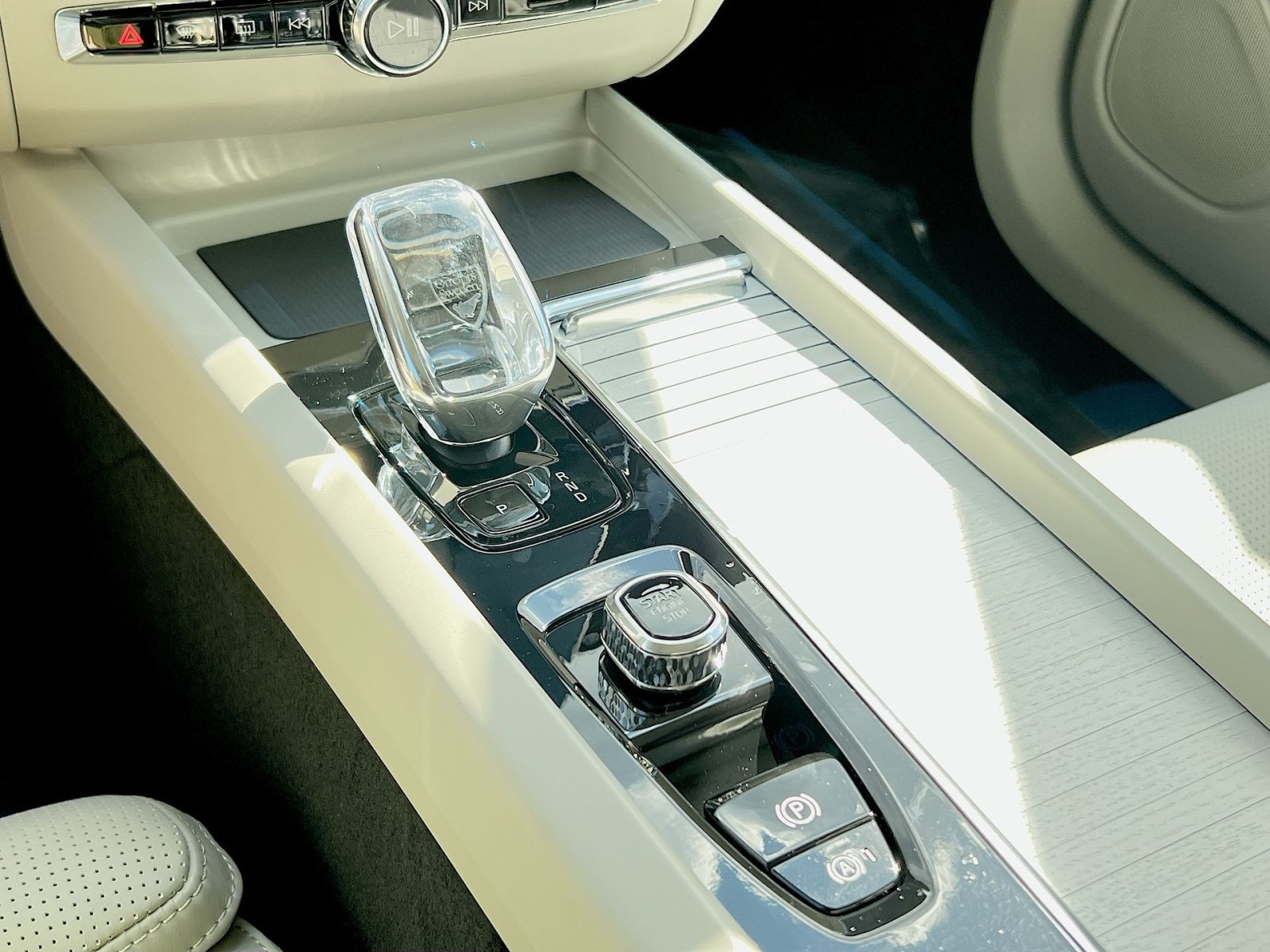 2026 Volvo XC60 Ultra - Photo 22
