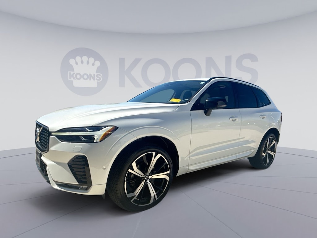 Certified 2023 Volvo XC60 B5 Ultimate Dark Theme SUV
