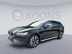 2026 Volvo V60 Cross Country B5 Ultra Wagon AWD