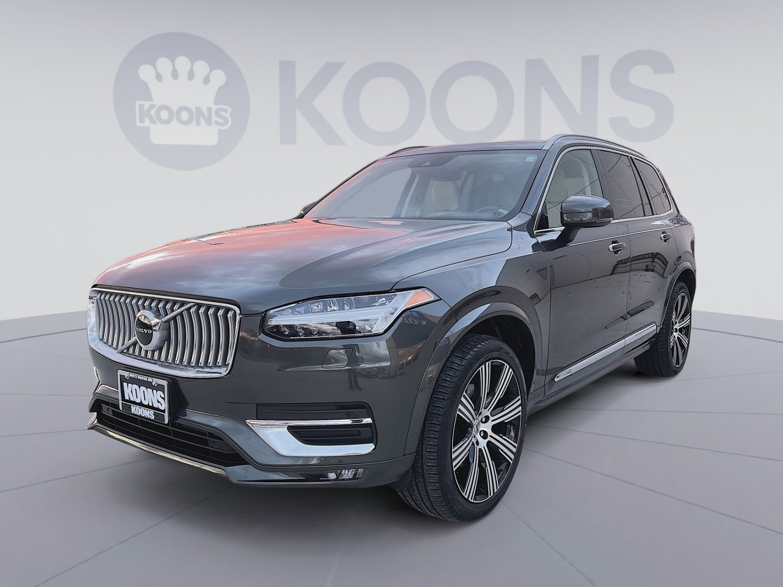 2022 Volvo XC90 Inscription's photo