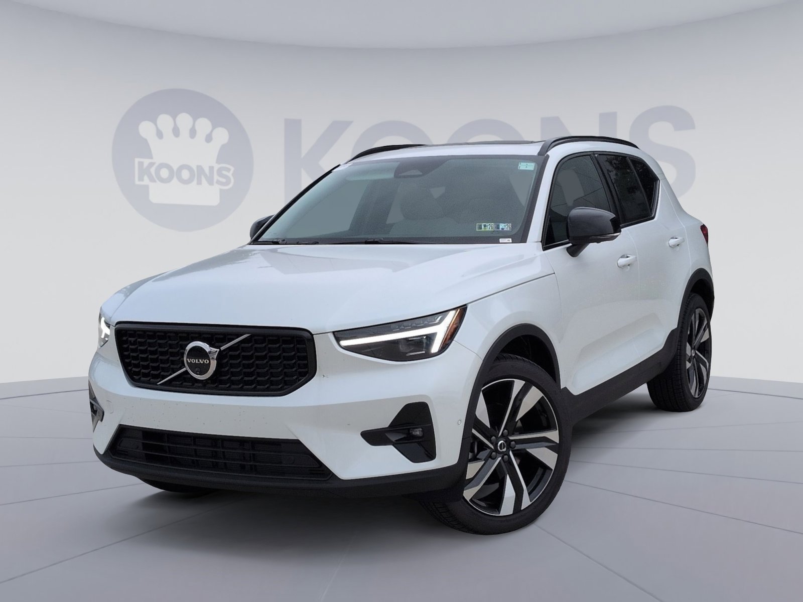 2026 Volvo XC40 Ultra's photo