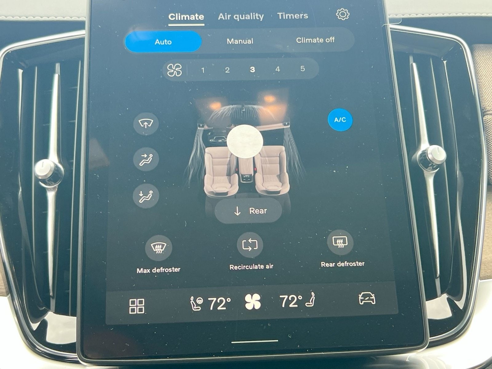 2026 Volvo XC90 Ultra - Photo 28