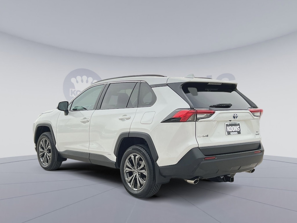 Used 2023 Toyota RAV4 Hybrid XLE SUV