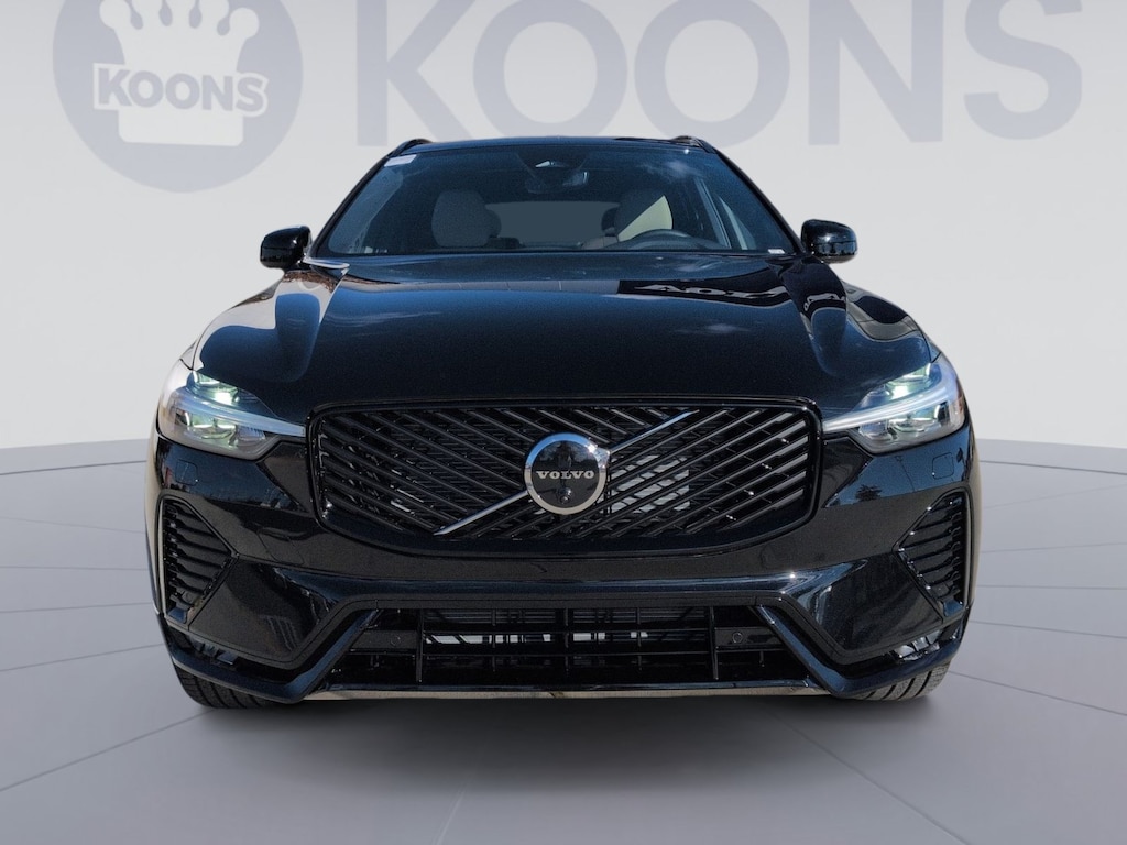 New 2026 Volvo XC60 B5 Plus SUV