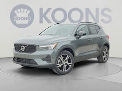 2026 Volvo XC40 B5 Core SUV AWD