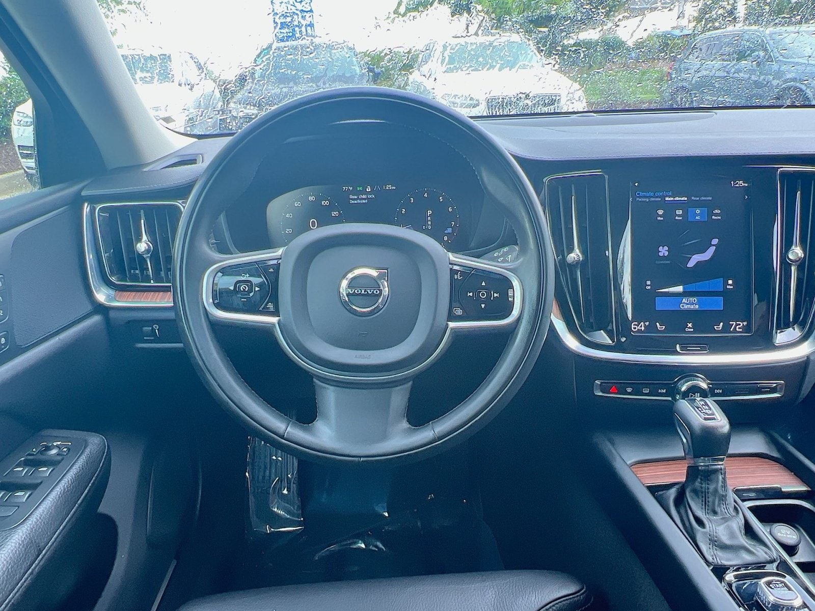 2020 Volvo V60 Cross Country 15