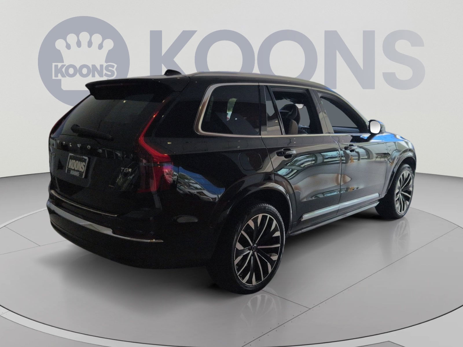2026 Volvo XC90 Plus - Photo 11