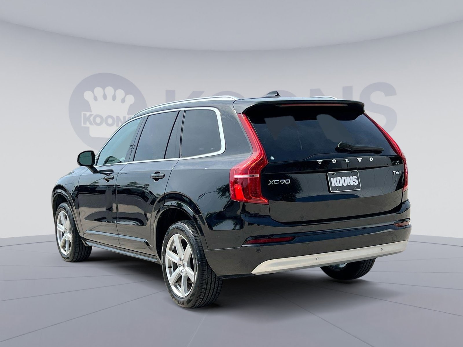 Used 2022 Volvo XC90 Momentum with VIN YV4A22PK9N1811666 for sale in White Marsh, MD