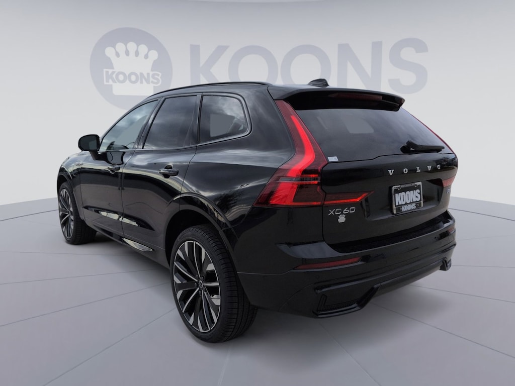 New 2026 Volvo XC60 plug-in hybrid T8 Ultra SUV