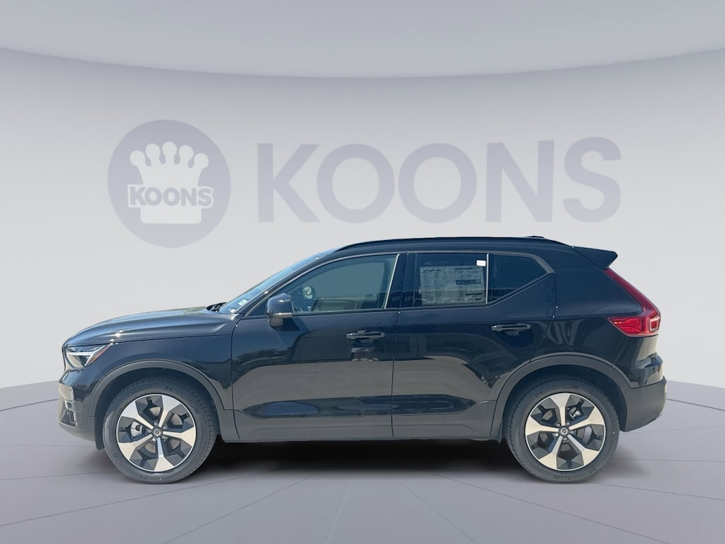New 2026 Volvo XC40 B5 Plus SUV