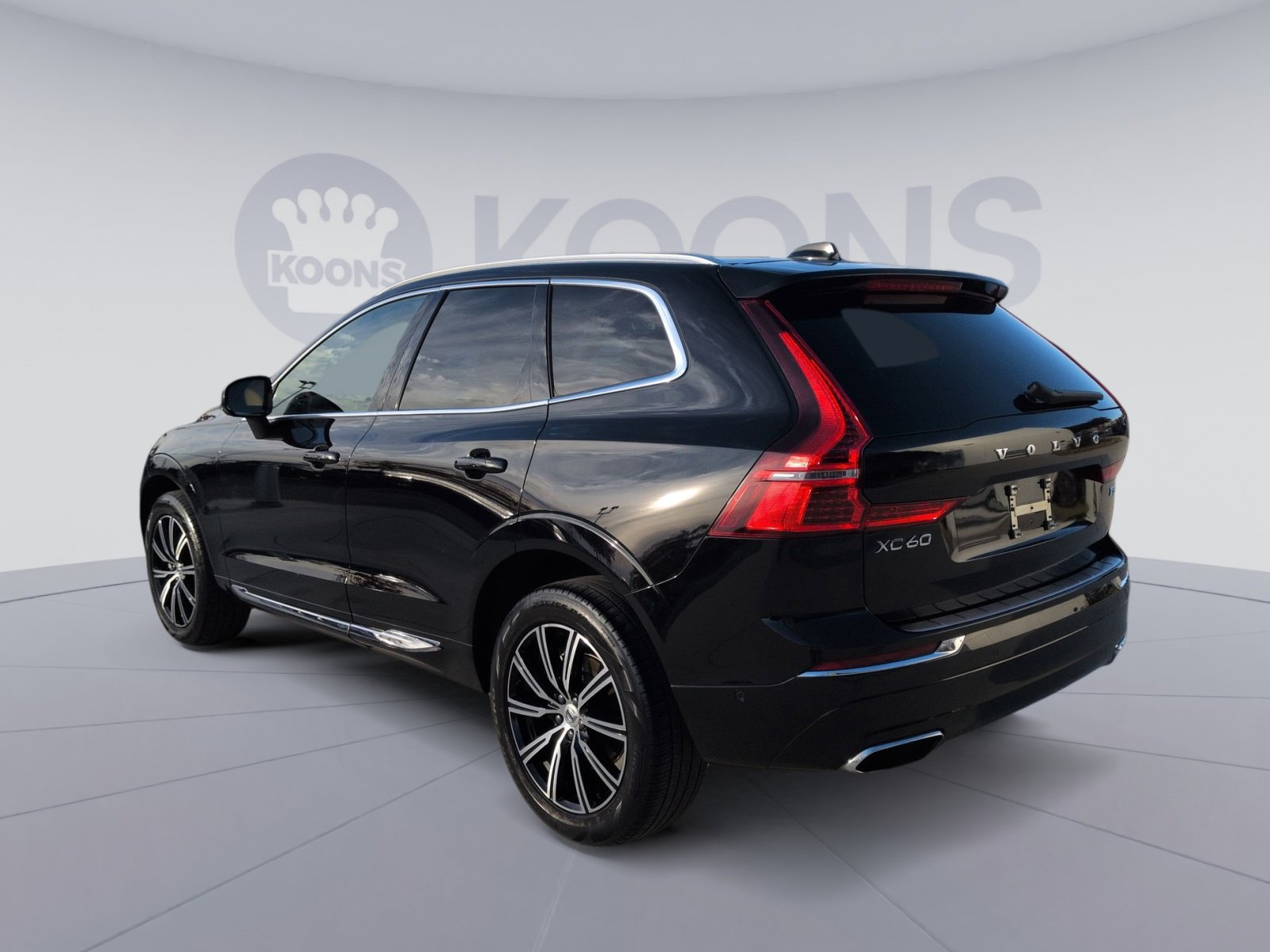 2021 Volvo XC60 T5 Inscription photo 3