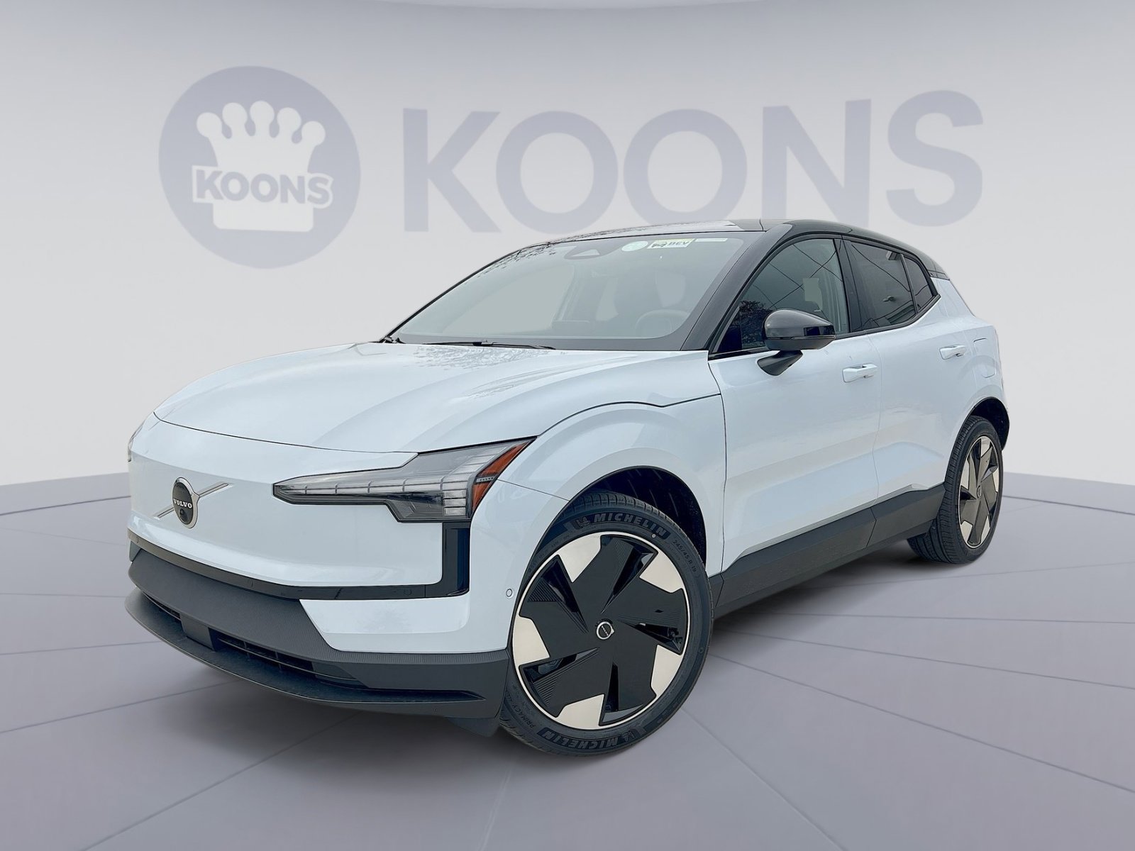 2025 Volvo EX30 Ultra's photo